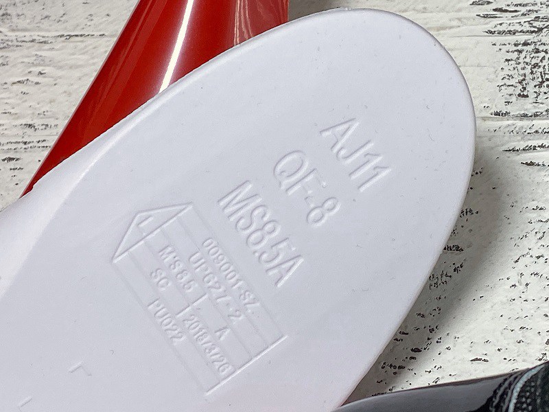 Air Jordan 11 Bred(378037-061)